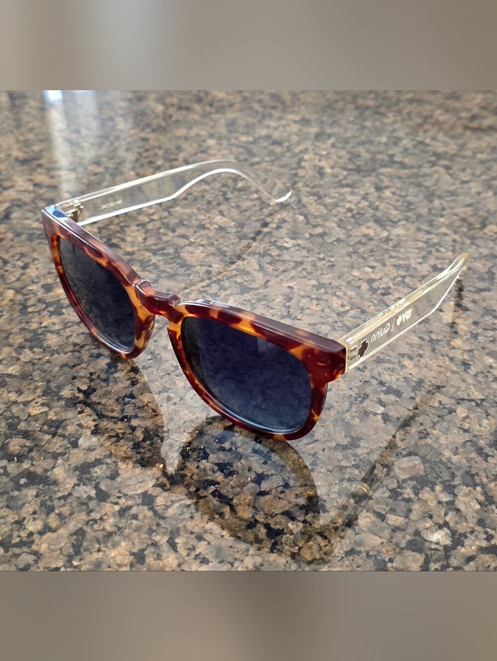 Spy Optics Quinn Sunglasses Women's Unisex 54-22-145 tortoiseshell frame rare
